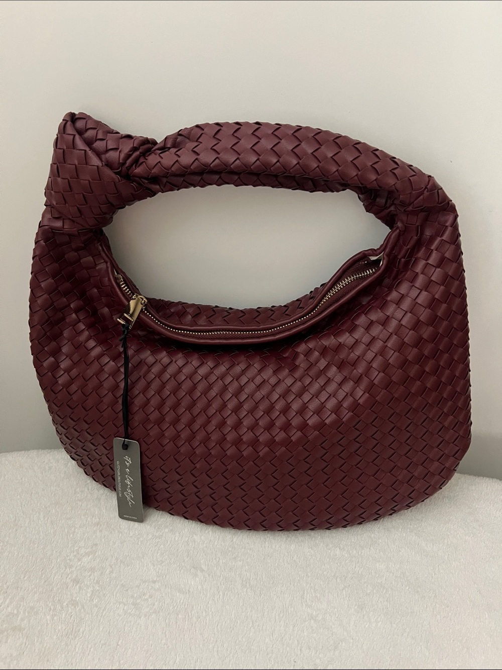 Woven Knotted Hobo Bag in Burgundy